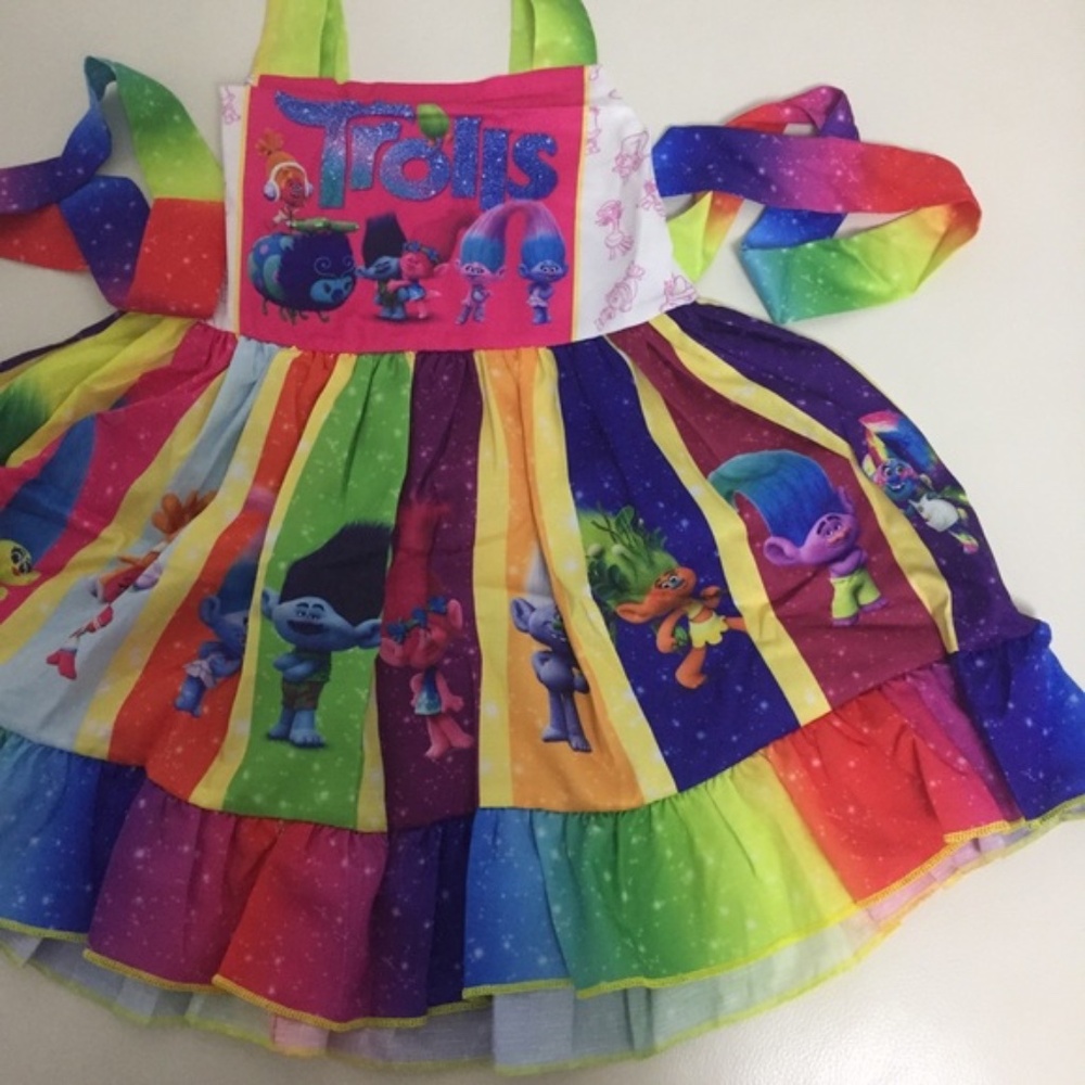 Boutique Cute Luxury Troll Dress - Picture 8 of 8
